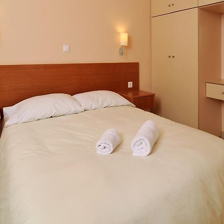 Karayiannis Villas نافبليو الغرفة الصورة
