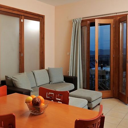 Karayiannis Villas نافبليو الغرفة الصورة